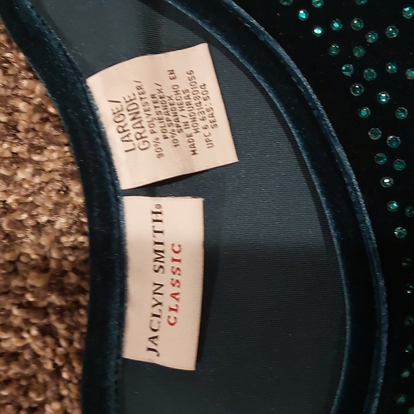 Jaclyn Smith Classic Top - Picture 8 of 8